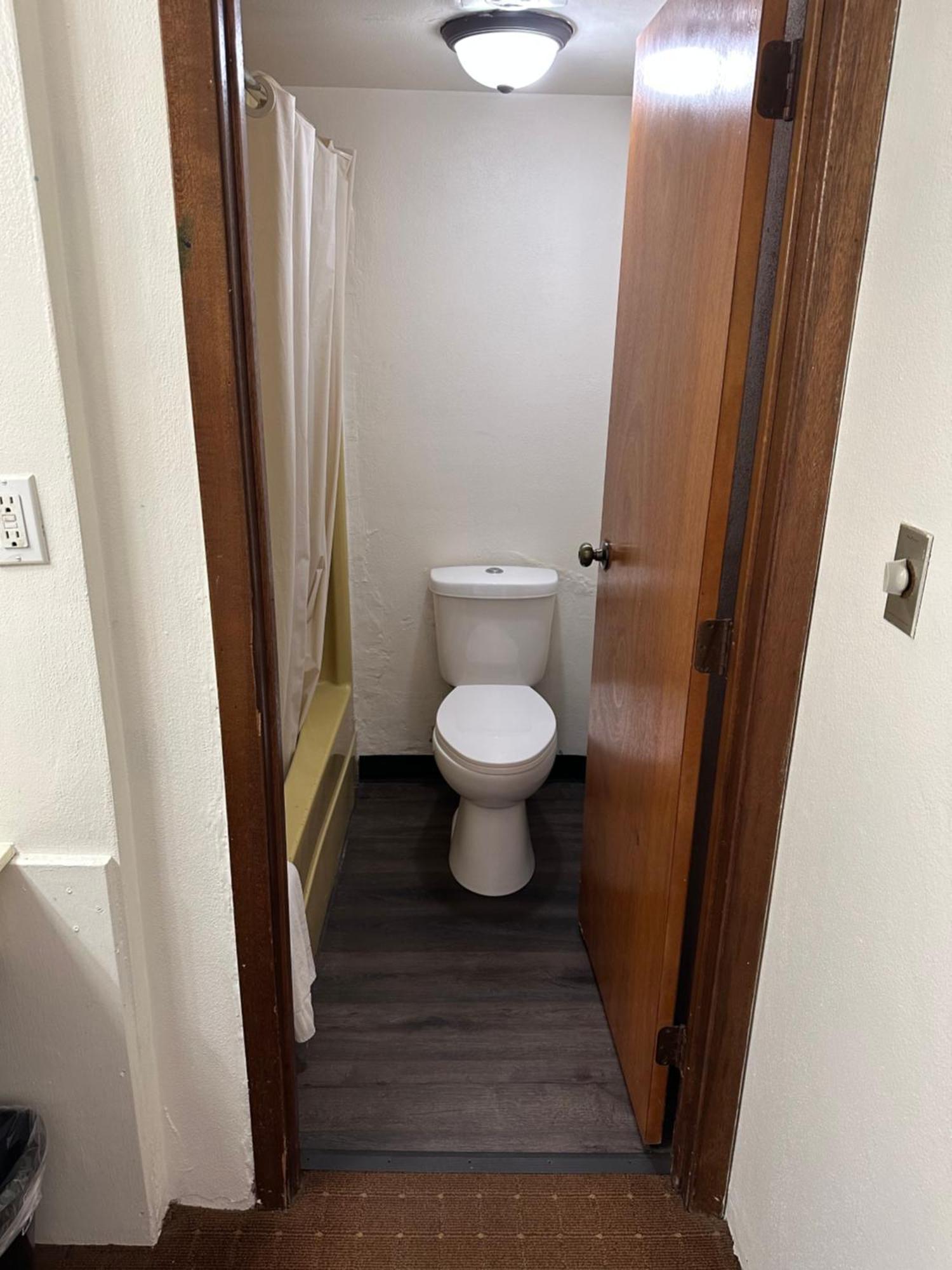 Budget Inn Motel Storm Lake Екстер'єр фото