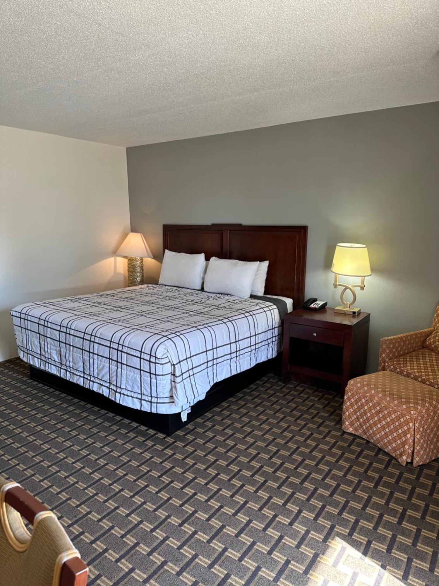 Budget Inn Motel Storm Lake Екстер'єр фото