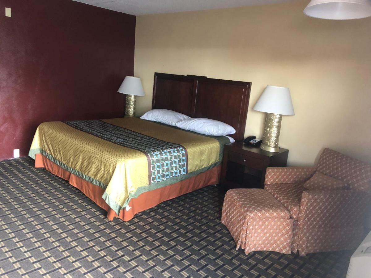 Budget Inn Motel Storm Lake Екстер'єр фото
